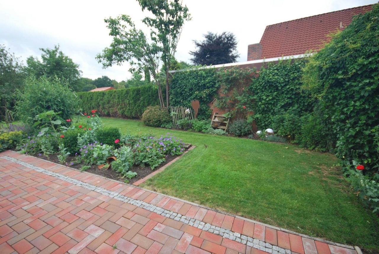Ferienwohnung Rossis Nüst, 31516 Uplengen Exterior foto