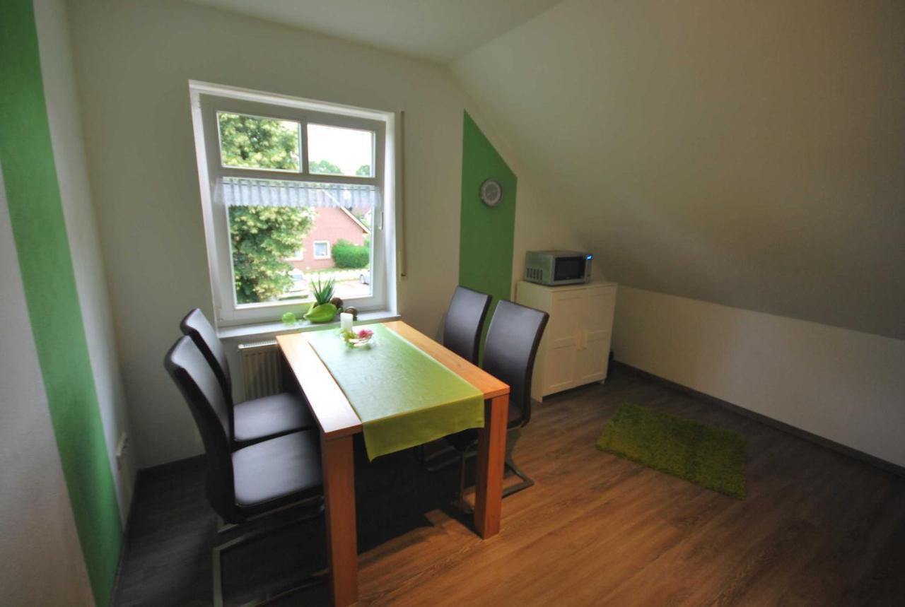 Ferienwohnung Rossis Nüst, 31516 Uplengen Exterior foto
