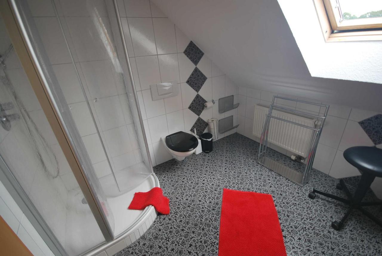 Ferienwohnung Rossis Nüst, 31516 Uplengen Exterior foto
